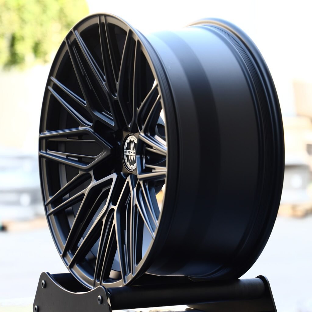 6x139.7 wheels – Black Bear Gloss Black 10 Y-Spoke Side-Milled, side view