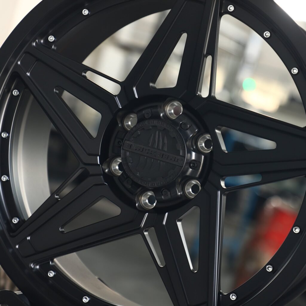 Chevrolet Silverado 1500 wheels – Black Bear Gloss Black 5-Star Spoke Riveted, lip and barrel detail
