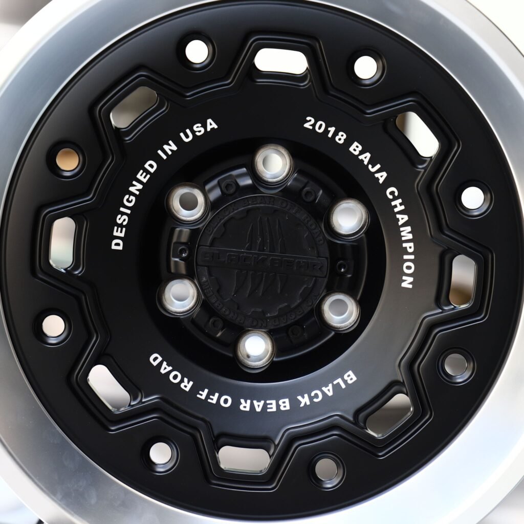 Chevrolet Silverado 1500 wheels – Black Bear Gloss Black Deep Lip, lip and barrel detail