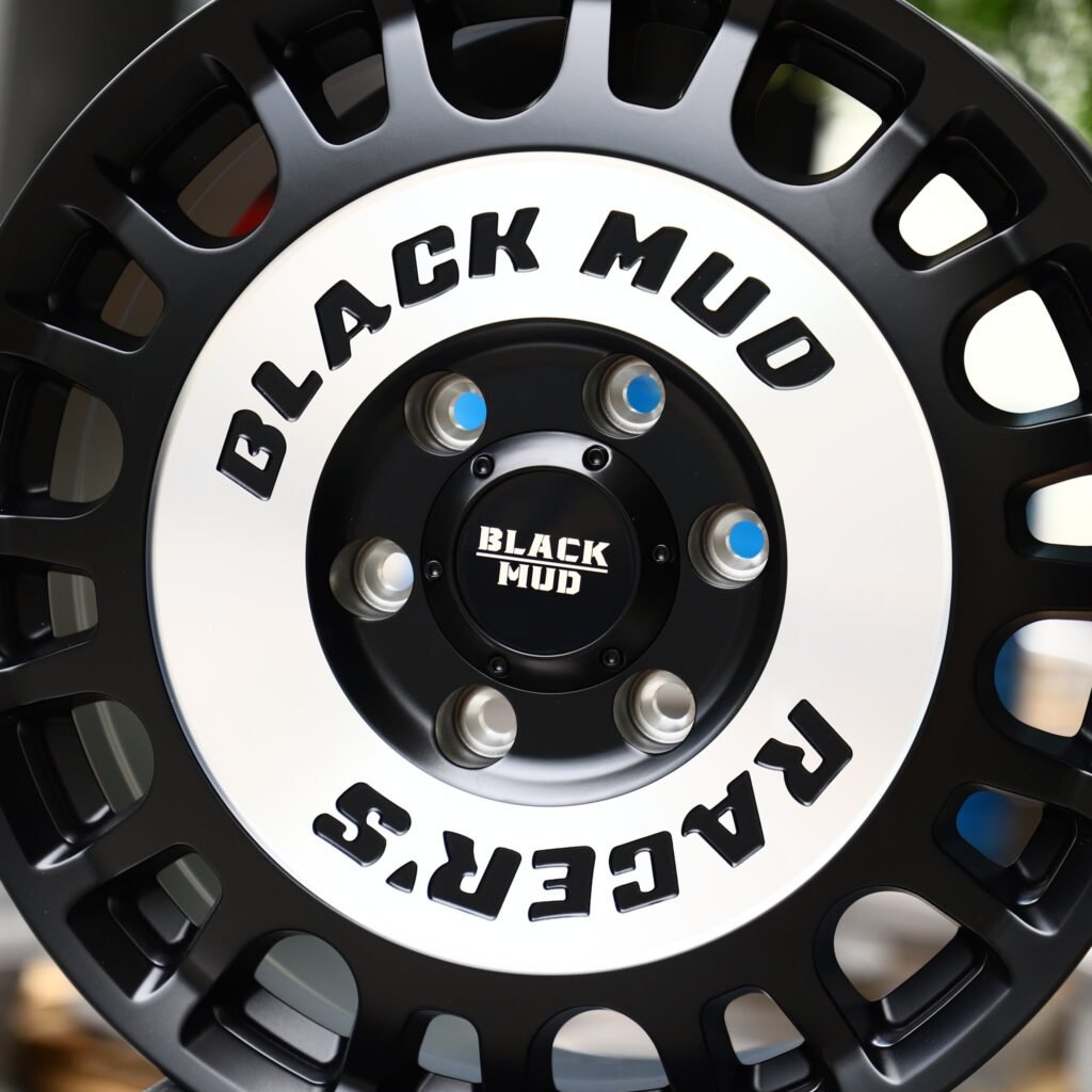 Chevrolet Silverado 1500 wheels – Black Mud Gloss Black Full-Face, lip and barrel detail