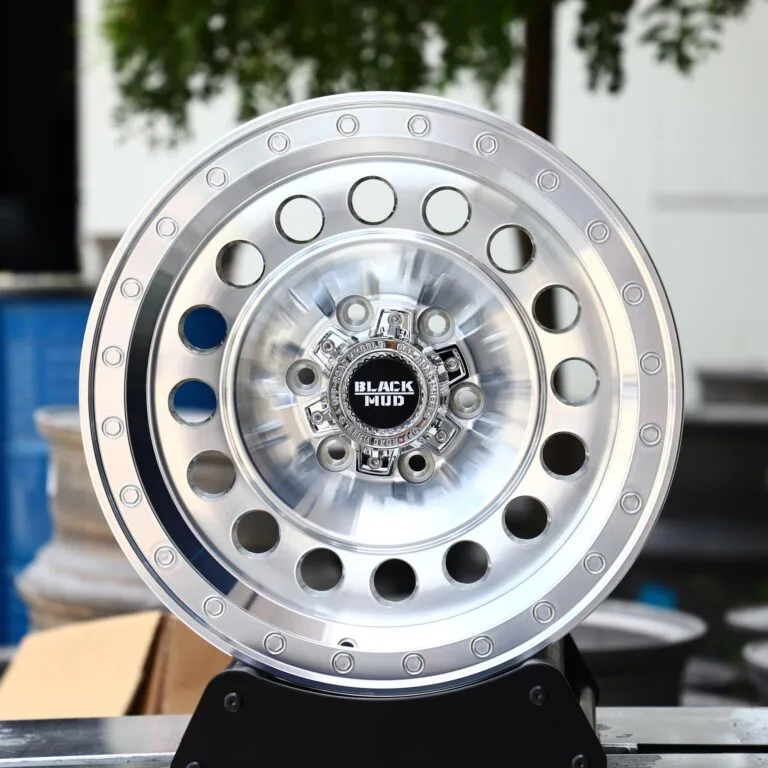 Toyota 4Runner wheels – Black Mud Silver Deep Lip Full-Face, front view