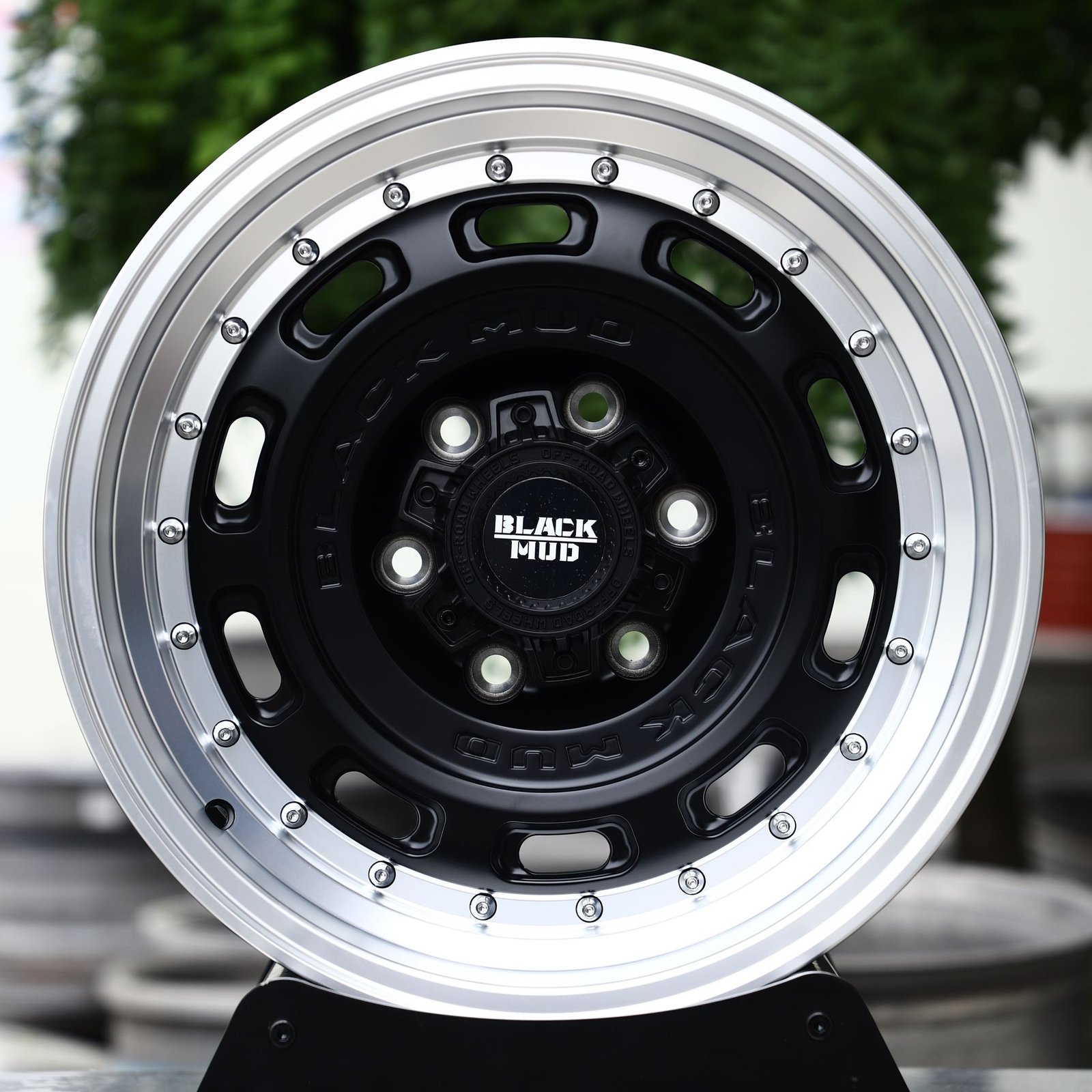Toyota 4Runner wheels – Matte Black Slotted Dish Polished Riveted Lip (Black Mud-Style), front view
