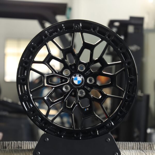 BMW M3 wheels – BMW M Style Gloss Black 5-Spoke Beadlock Cut-Out, front view