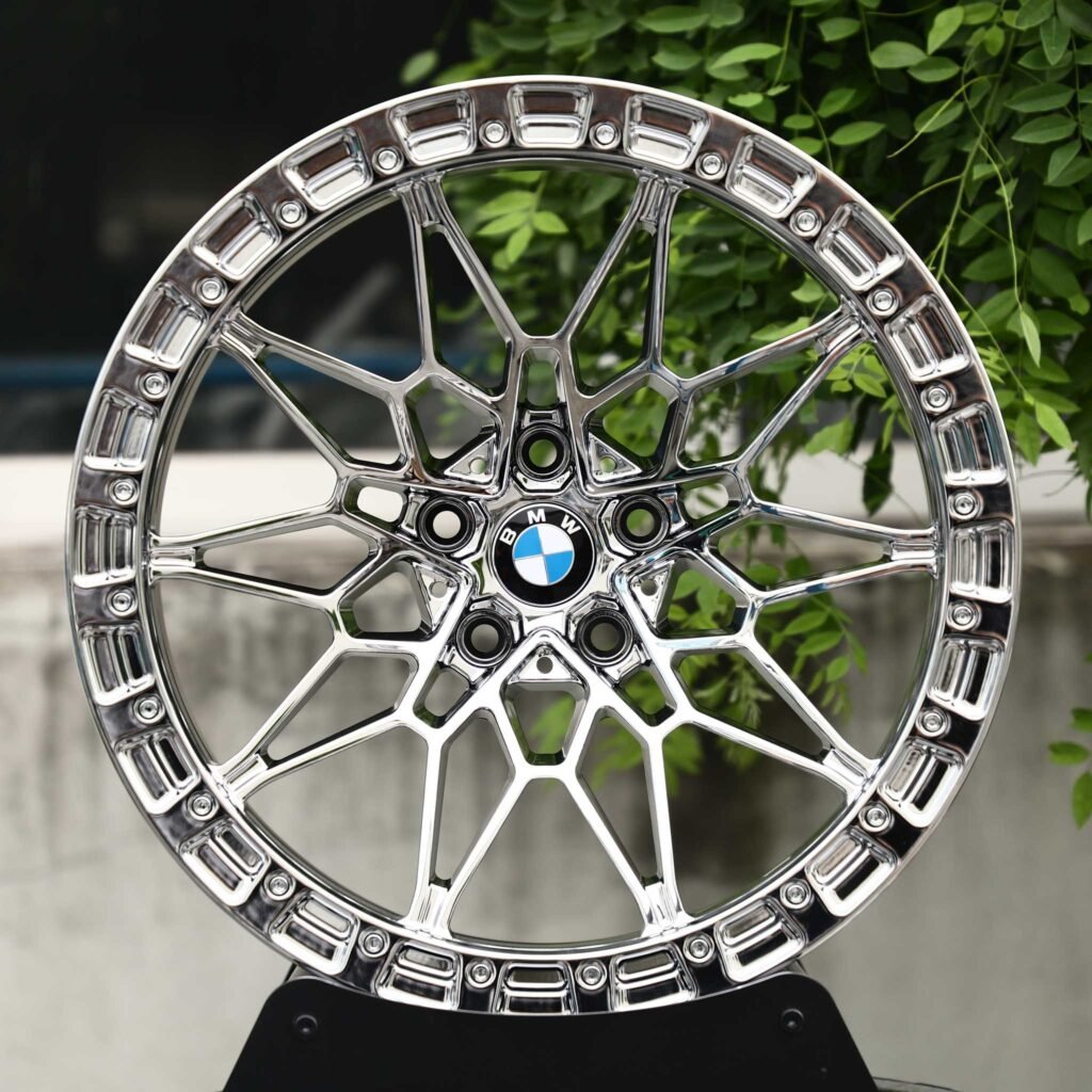 BMW M3 wheels – Chrome Mesh Beadlock (BMW OEM-Style), front view