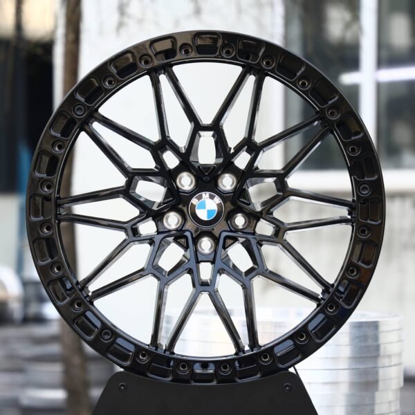 BMW M3 wheels – Gloss Black / Machined Mesh Beadlock (BMW OEM-Style), front view