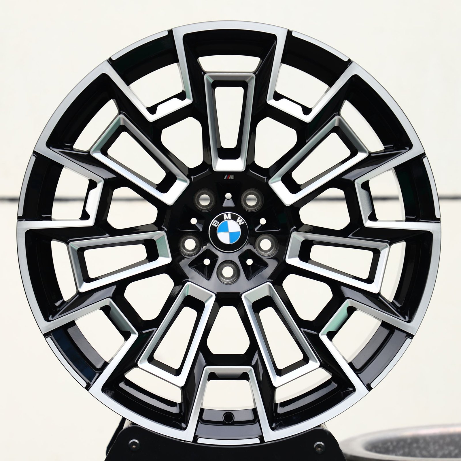 BMW M3 wheels – Gloss Black / Machined Multi-Spoke (BMW OEM-Style), front view