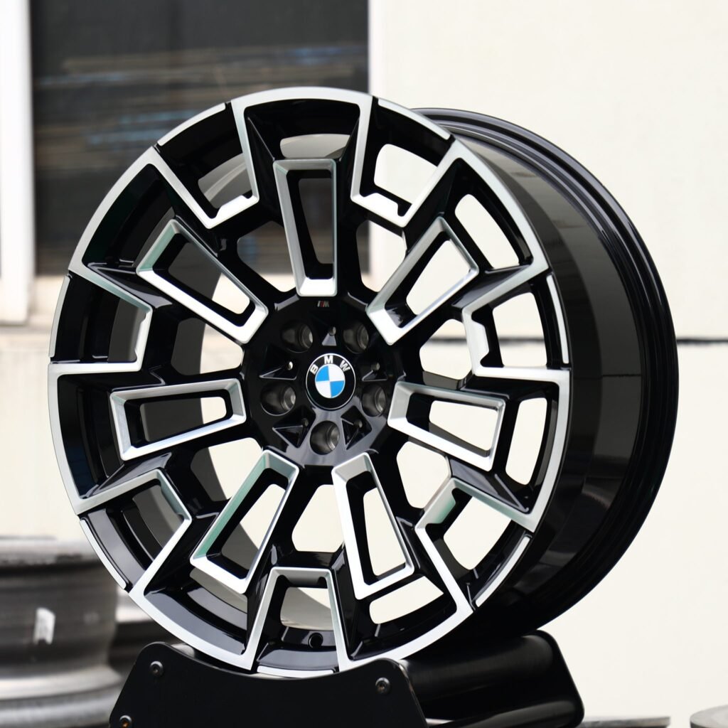5x120 wheels – Gloss Black / Machined Multi-Spoke (BMW OEM-Style), side view