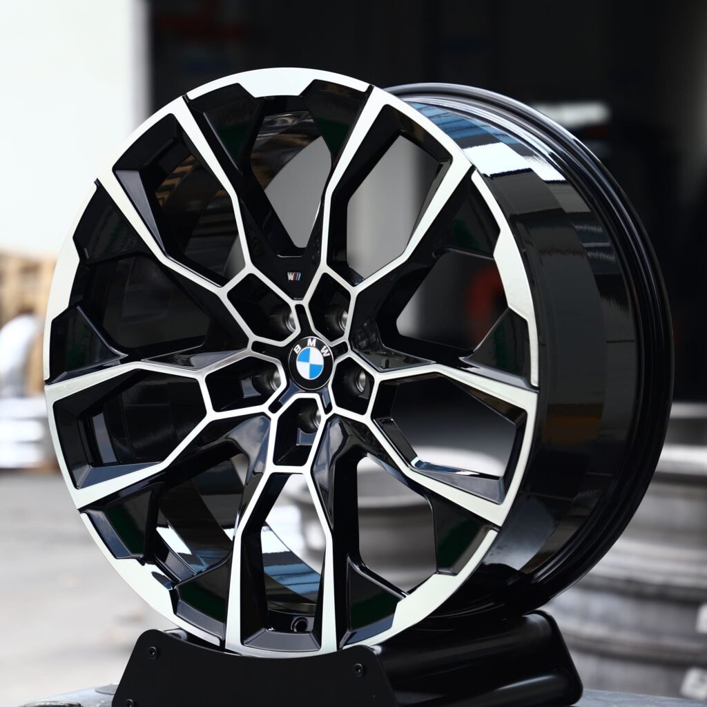 BMW M5 wheels – Gloss Black Machined Petal (BMW OEM-Style), angled view