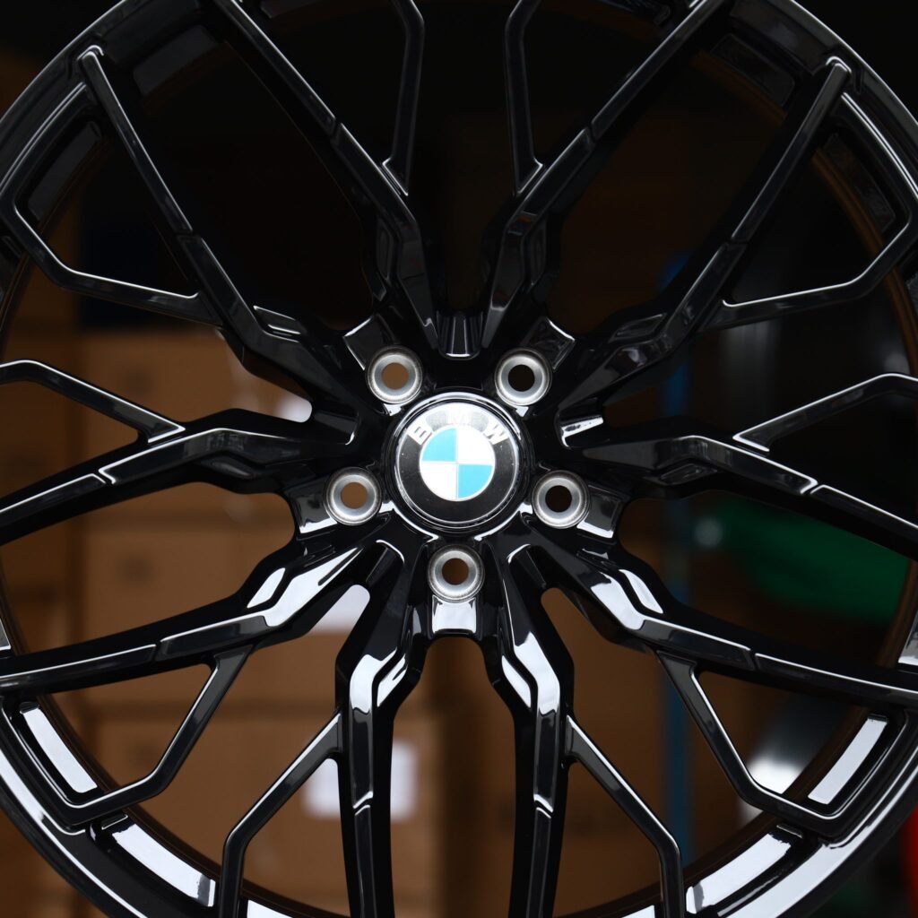 BMW M4 G82 wheels – Gloss Black Mesh Multi-Spoke (BMW OEM-Style), lip and barrel detail