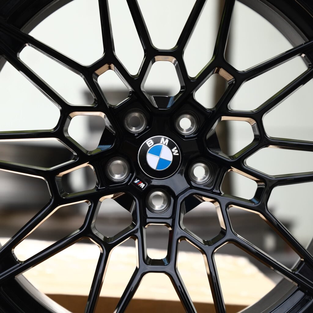 BMW M4 G82 wheels – Gloss Black Mesh Multi-Spoke (BMW OEM-Style), lip and barrel detail