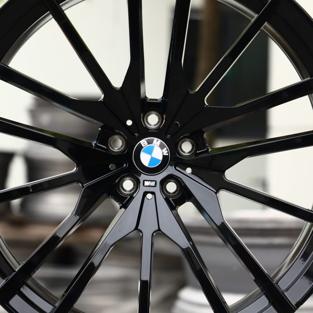 BMW M4 G82 wheels – Gloss Black Multi-Spoke (BMW OEM-Style), lip and barrel detail