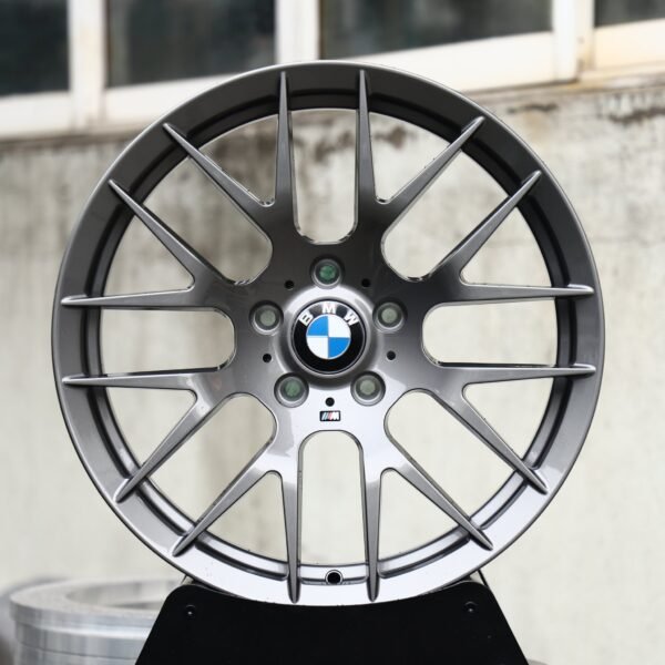 BMW M3 wheels – Gunmetal Machined 8 Y-Spoke Mesh (BMW OEM-Style), front view