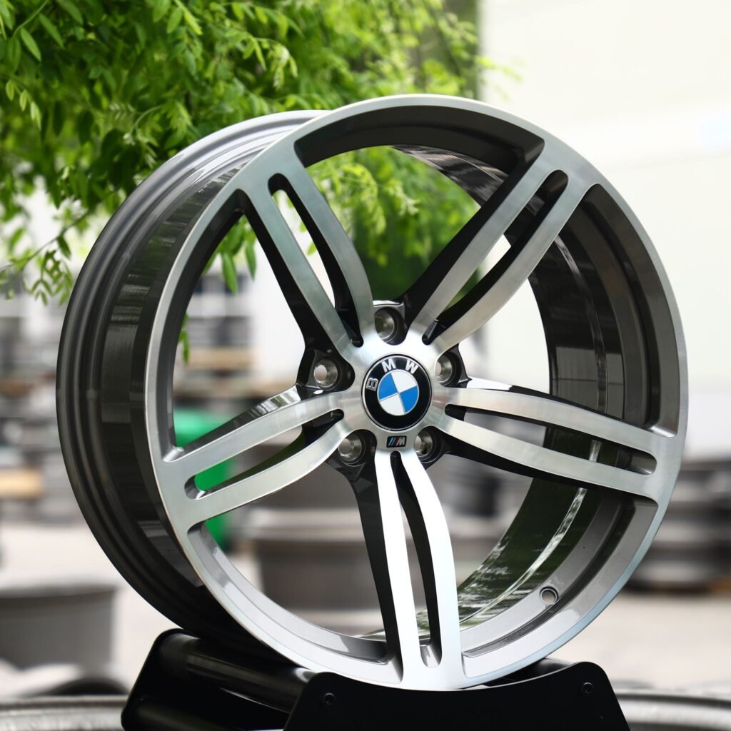 BMW M5 wheels – Gunmetal Machined Twin 5-Spoke (BMW OEM-Style), angled view