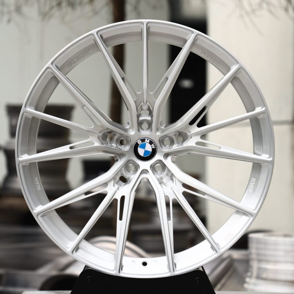 Яркие серебристые кованые диски для BMW M3 и BMW M5, в стиле заводских дисков BMW, 10 Y-образных спиц — ANK-77459