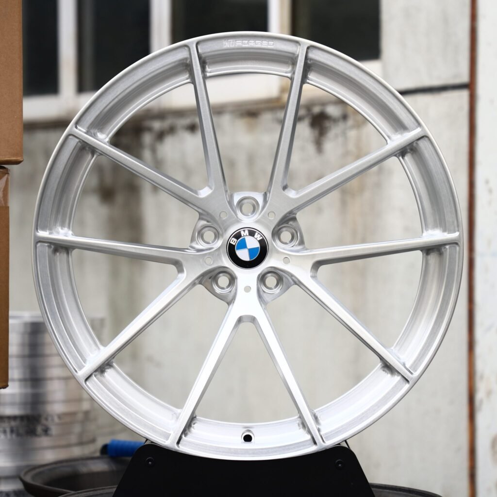 Яркие серебристые кованые диски для BMW M3 и BMW M5, в стиле заводских дисков BMW, 5 Y-образных спиц — ANK-77441