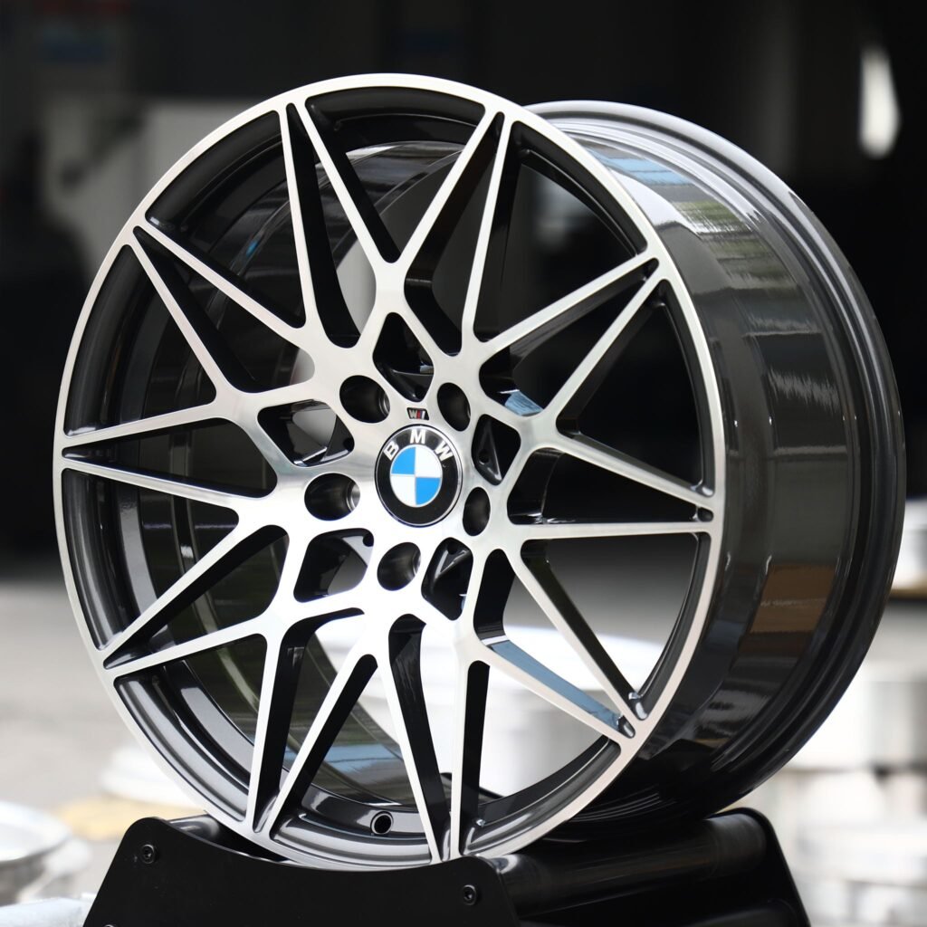 BMW M5 wheels – Hyper Silver Machined Mesh (BMW OEM-Style), angled view