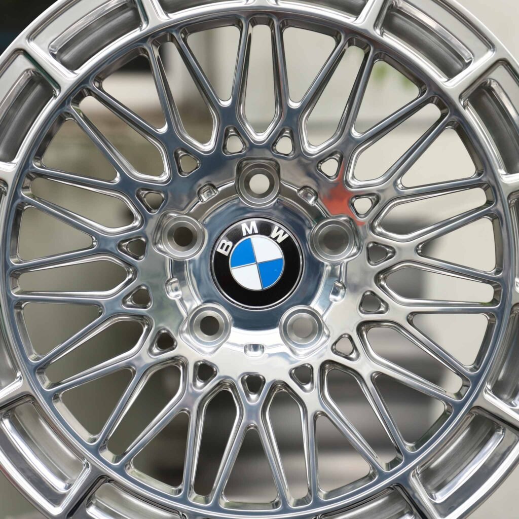 BMW M4 G82 wheels – Hyper Silver Mesh Multi-Spoke (BMW OEM-Style), lip and barrel detail
