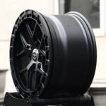 ANK-75572 — спицы крупным планом