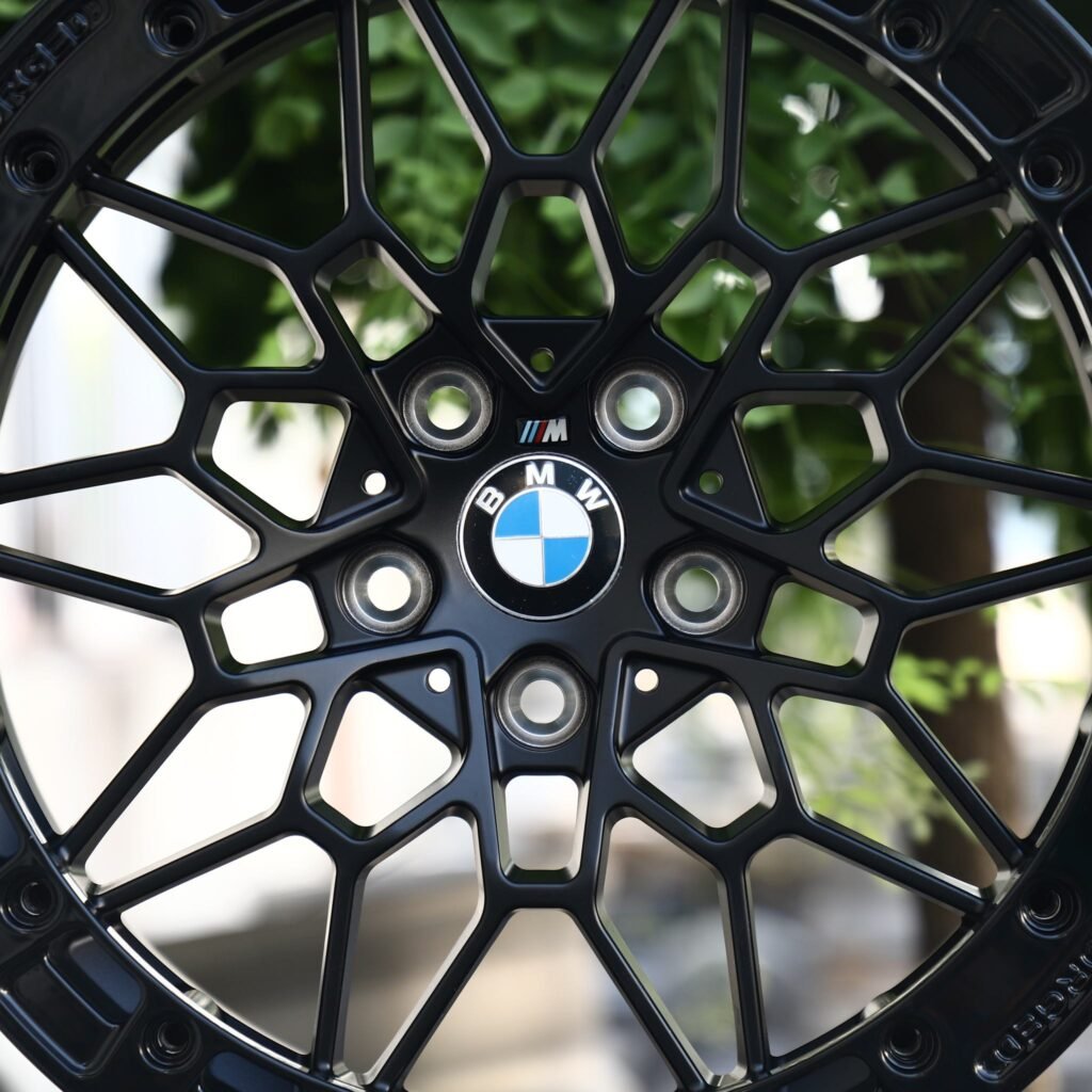 5x120 wheels – Matte Black Mesh Beadlock (BMW OEM-Style), side view