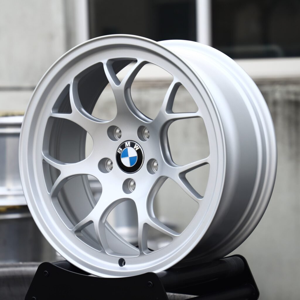 BMW M5 wheels – Silver Y-Spoke Mesh (BMW OEM-Style), angled view