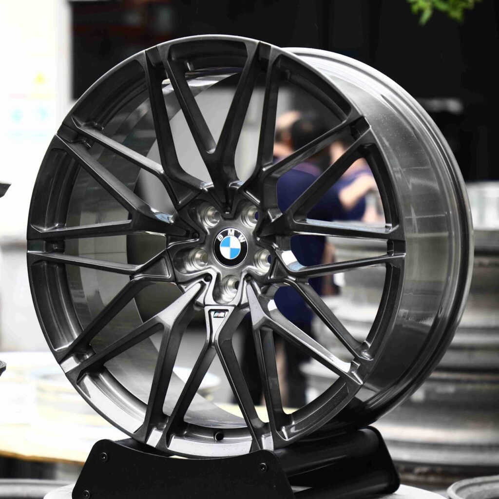 BMW Style 818M Transparent Black Forged Wheels - BMW M3 / BMW M5 Fitment (5-Lug) view 2