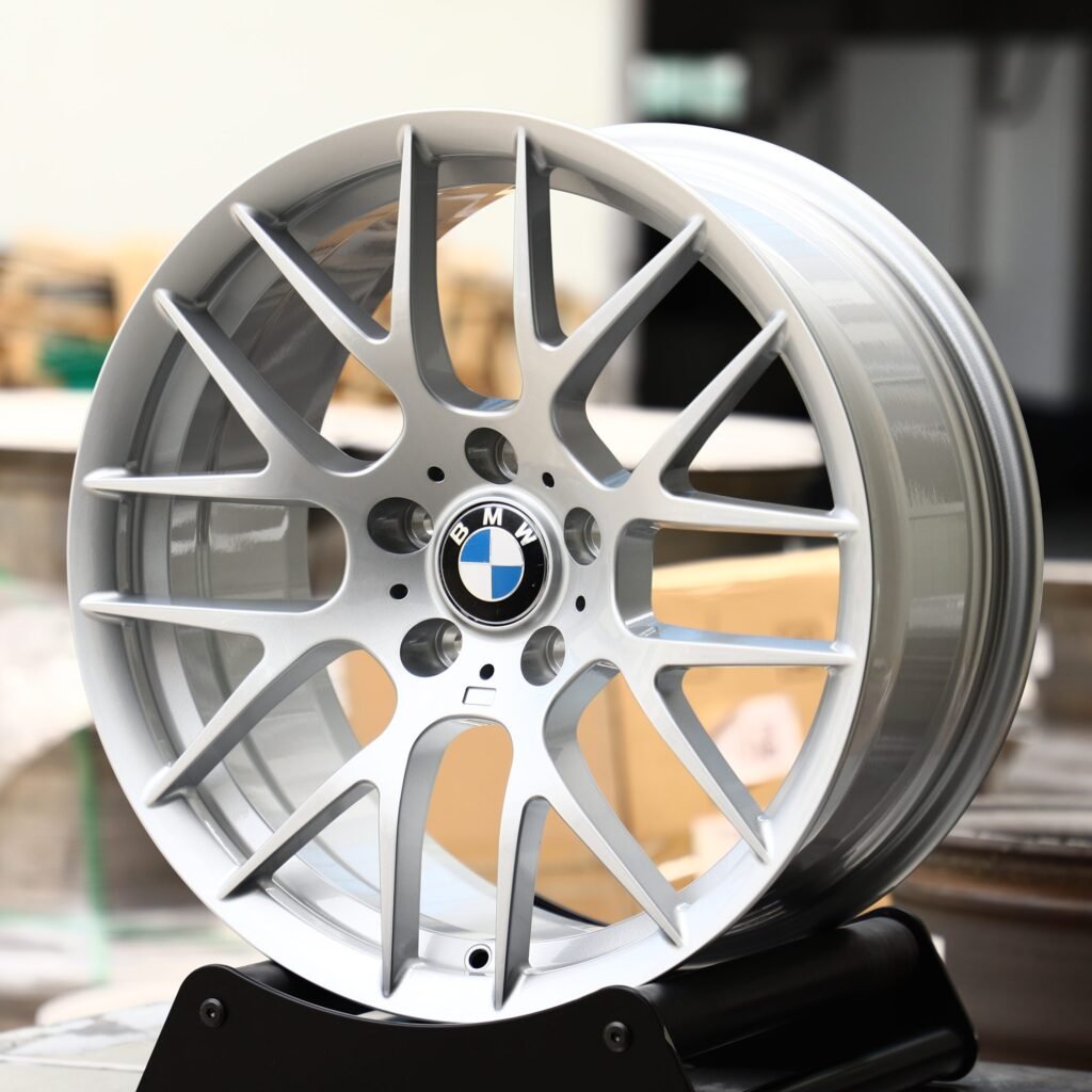 BMW 3 Series wheels – Bright Silver 8 Y-Spoke, angled view