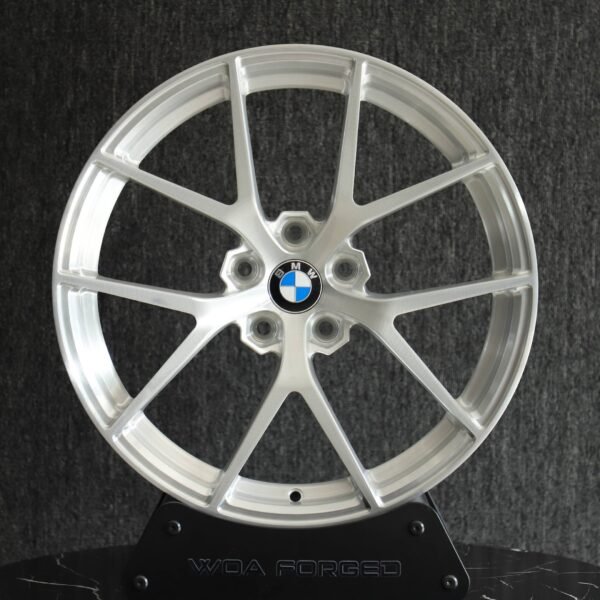 BMW 5 Series wheels – Brushed Silver 5-Spoke, front view