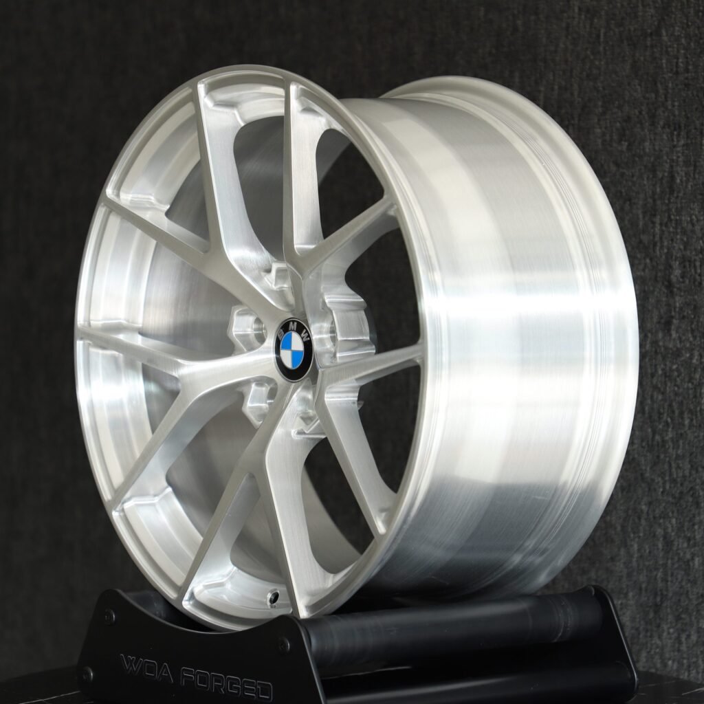 BMW M3 F80 wheels – Brushed Silver 5-Spoke, lip and barrel detail