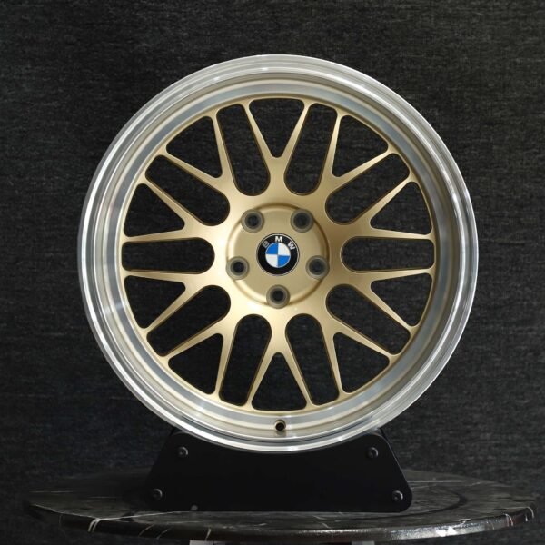 BMW M3 E46 wheels – Champagne Gold Mesh Polished Lip (BMW OEM-Style), front view