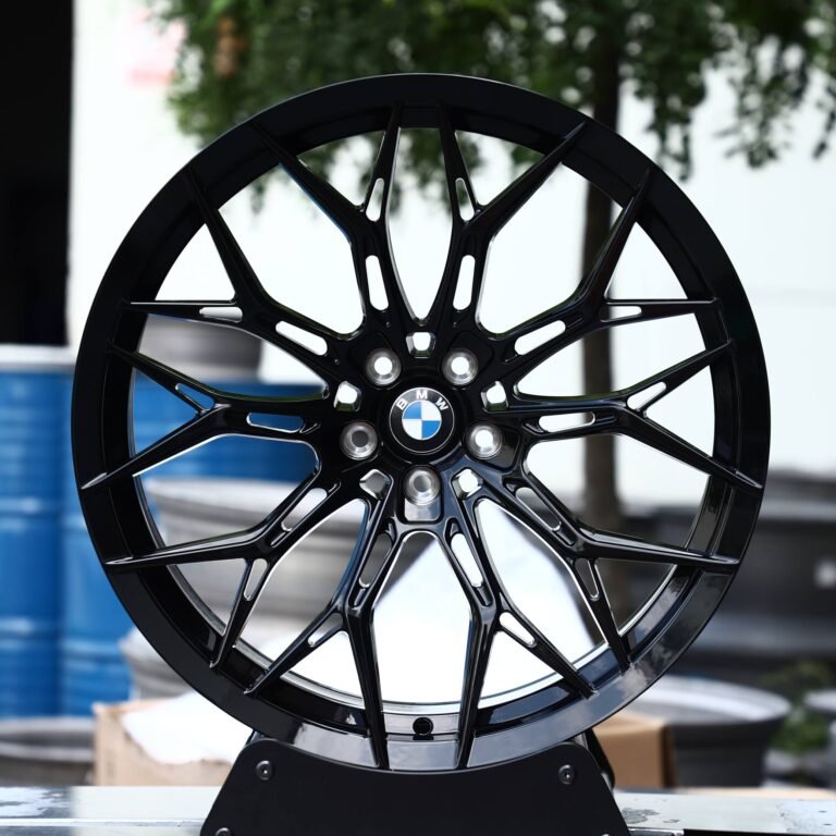 BMW 5 Series wheels – Custom Finish 10 Y-Spoke Side-Milled (BMW Style 636M), front view