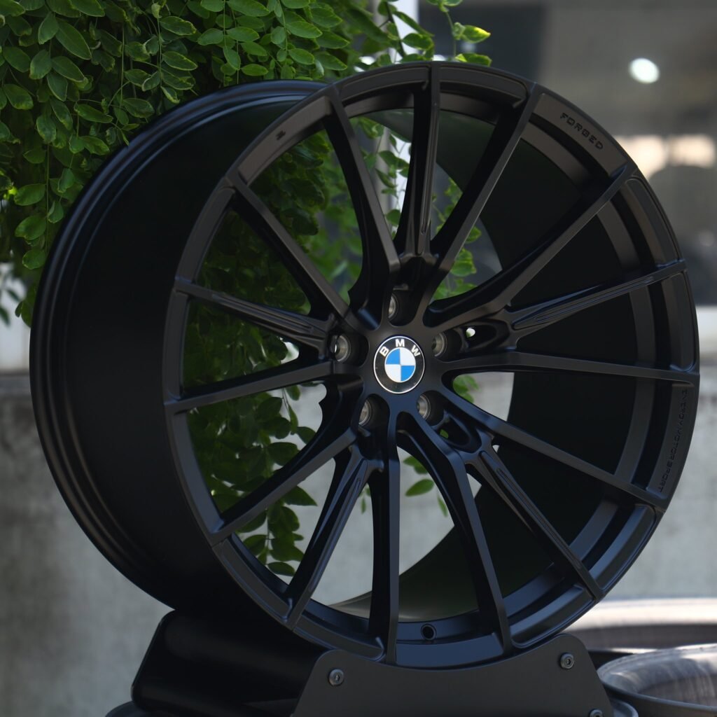 BMW 3 Series wheels – Custom Finish 5 W-Spoke, angled view