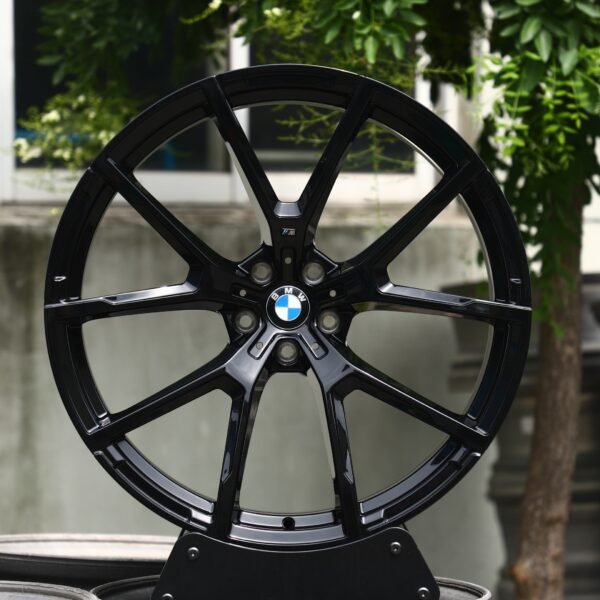 BMW 5 Series wheels – Gloss Black 5 Split-Spoke (BMW OEM-Style), front view