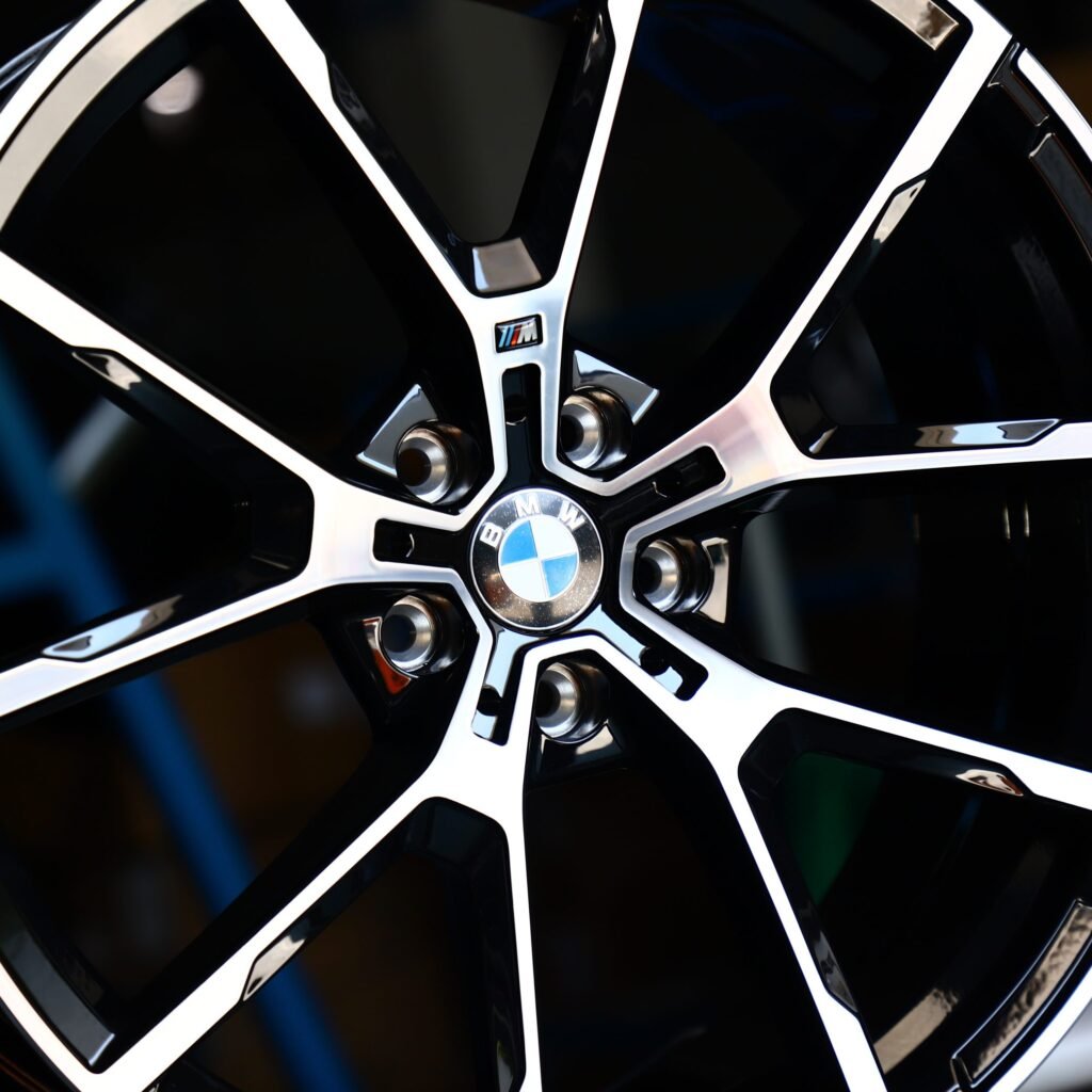 5x120 wheels – Gloss Black 5 Y-Spoke Machined Face, side view