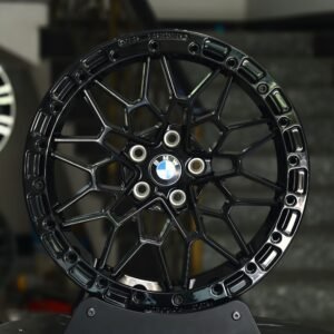 BMW OEM-Style Gloss Black Cut-Out Beadlock Forged Wheels – BMW M3 F80 / M4 F82 Fitment (5-Lug)