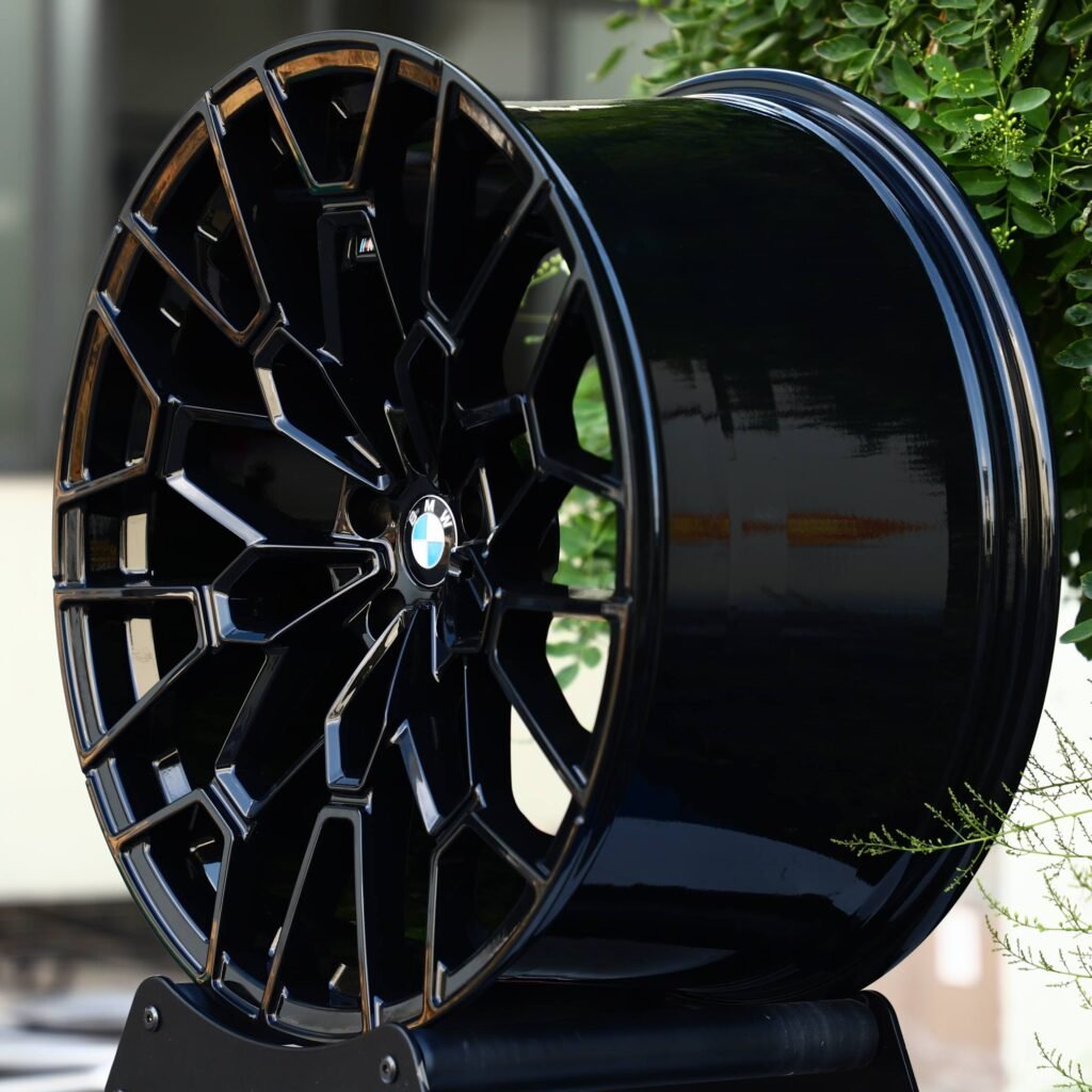 5x120 wheels – Gloss Black Cut-Out, side view