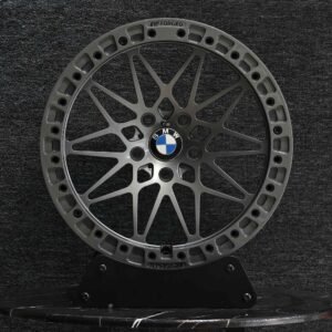 BMW OEM-Style Gloss Black / Gunmetal Custom Beadlock Forged Wheels – BMW M3 F80 / M4 F82 Fitment (5-Lug)
