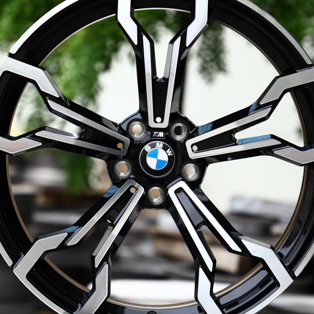 BMW M3 F80 wheels – Gloss Black Petal Machined Face, lip and barrel detail