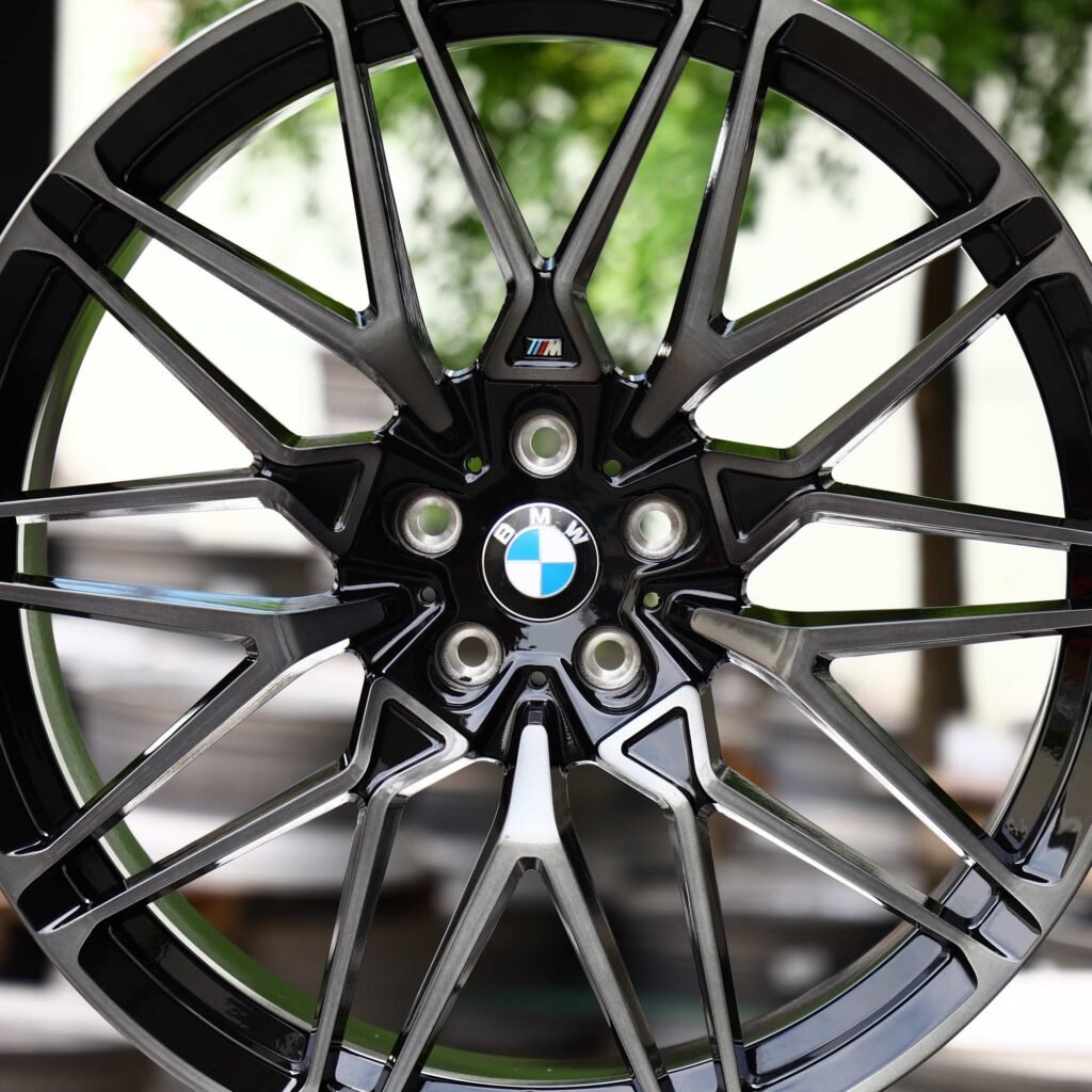 BMW M3 F80 wheels – Gray Machined Face (BMW Style 763M), lip and barrel detail