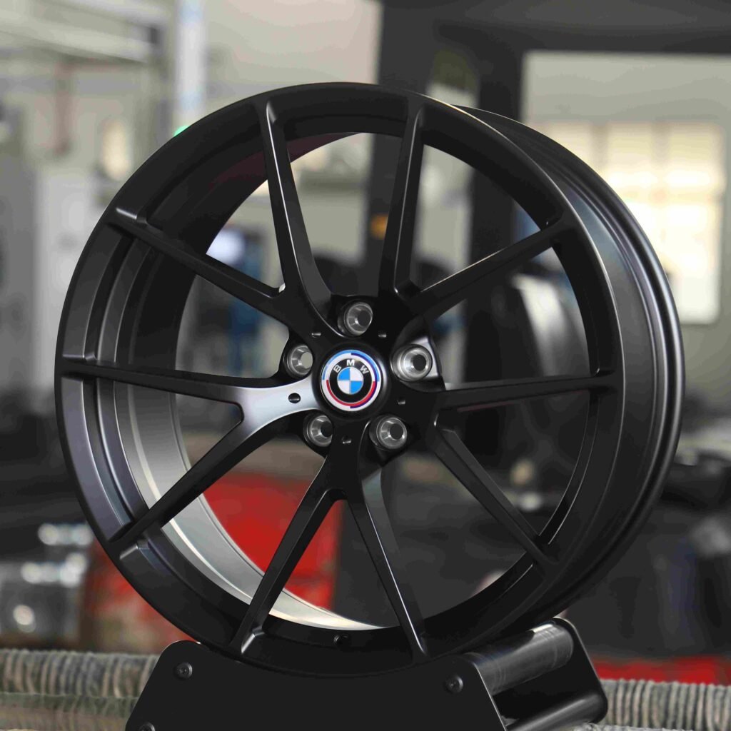 BMW 3 Series wheels – Matte Black 5 Y-Spoke (BMW Style 763M), angled view