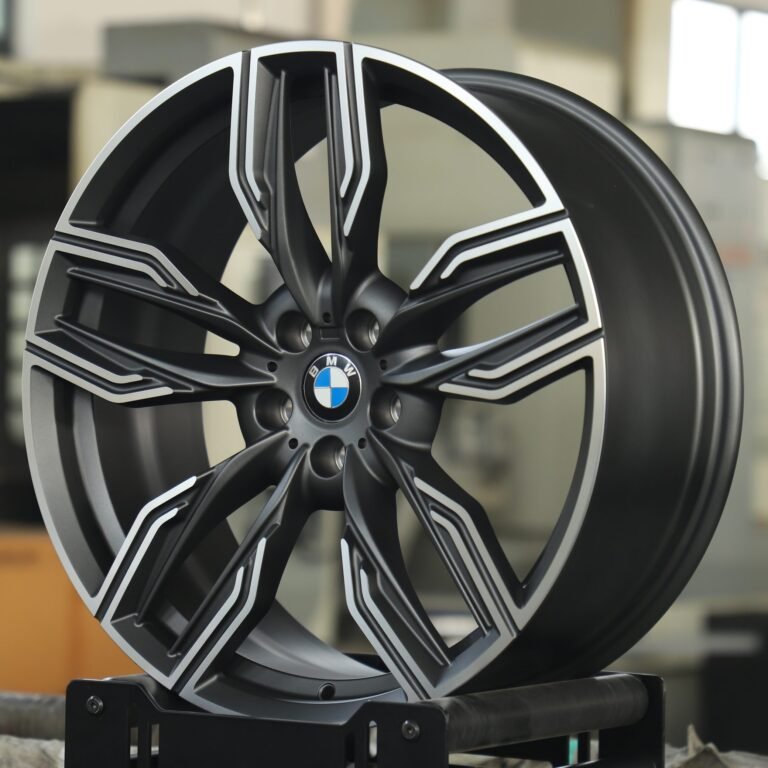 BMW 5 Series wheels – Matte Black 5 Y-Spoke Machined Face, front view