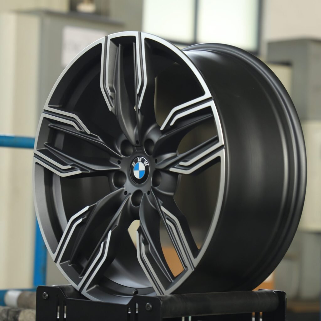 BMW 3 Series wheels – Matte Black 5 Y-Spoke Machined Face, angled view