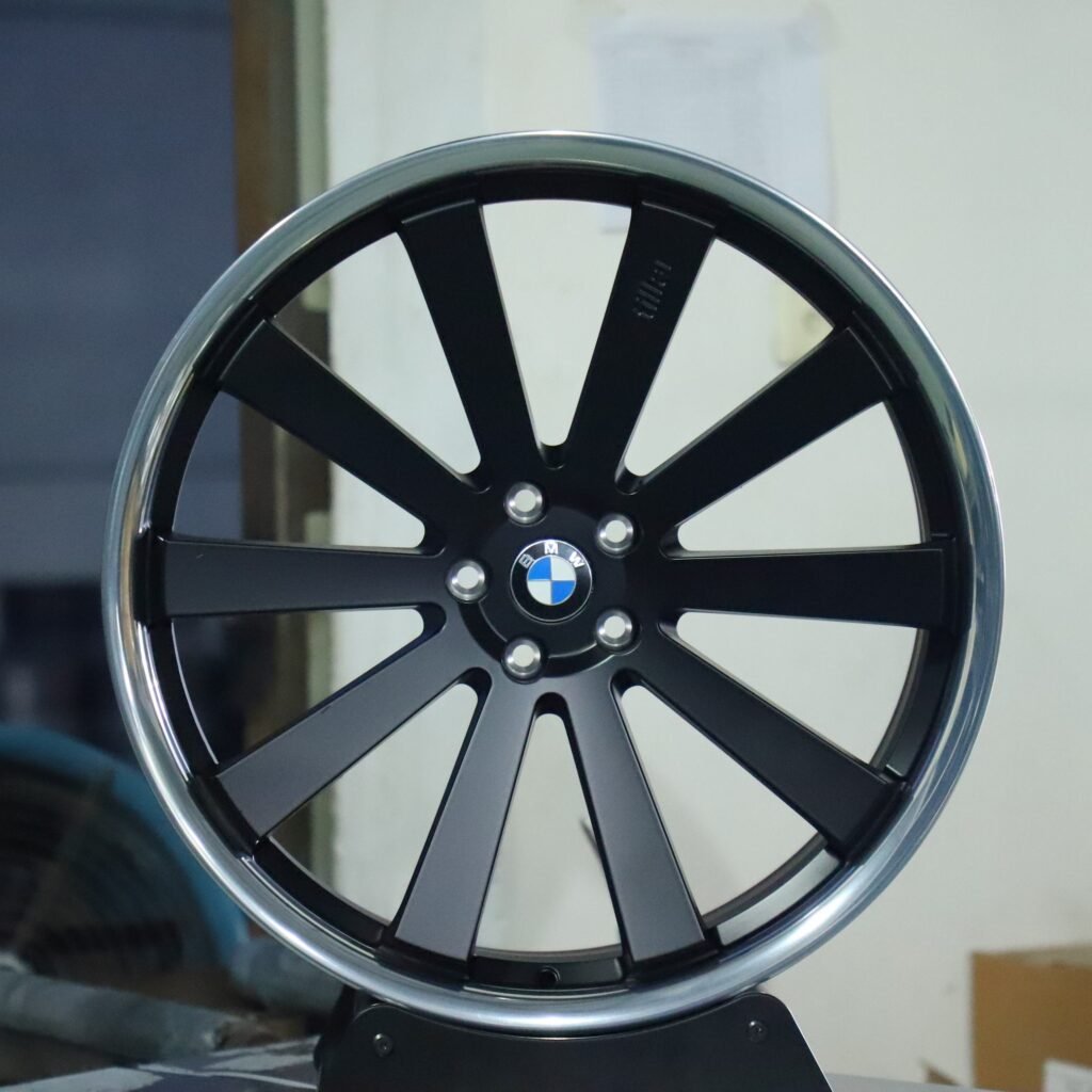 BMW 5 Series wheels – Matte Silver 10-Spoke, front view