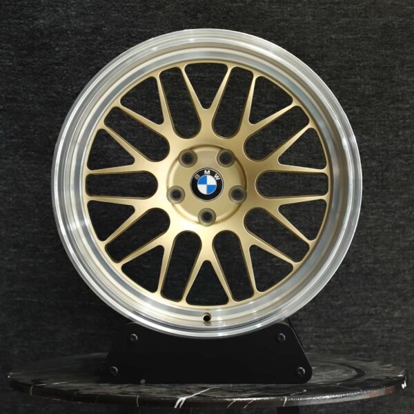 BMW M3 E46 wheels – Gold Mesh Polished Deep Lip (BMW OEM-Style), front view