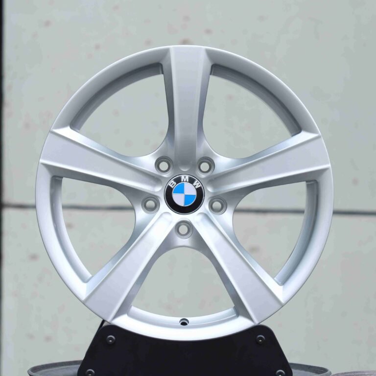 BMW 5 Series wheels – Matte Silver 5-Spoke, front view