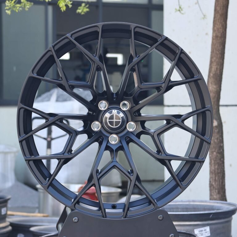 BMW 5 Series wheels – Matte Silver Cross-Spoke, front view