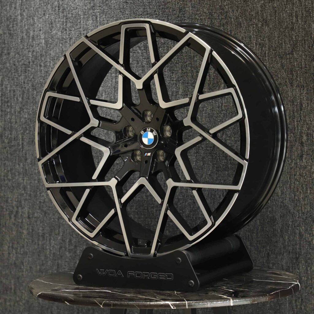 BMW M2 G87 wheels – Matte Silver Cross-Spoke Machined Face (BMW OEM-Style), lip and barrel detail
