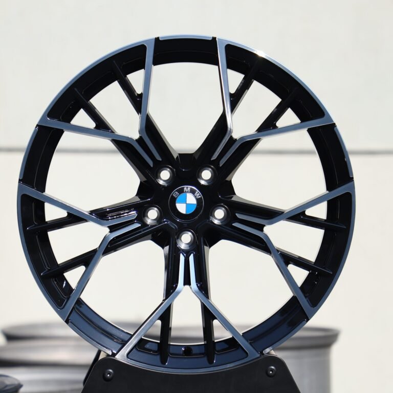 BMW 5 Series wheels – Matte Silver Cross-Spoke Machined Face (BMW Style 763M), front view