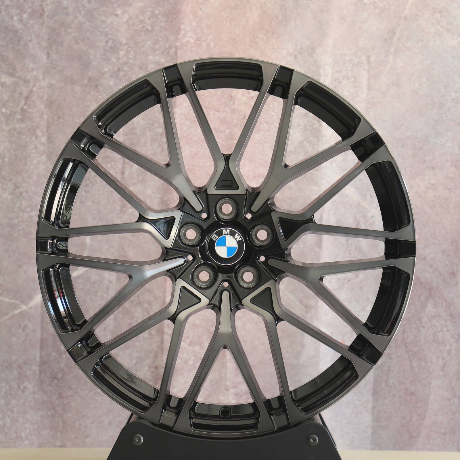 BMW 5 Series wheels – Matte Silver Split-Spoke Machined Face (BMW Style 826M), front view