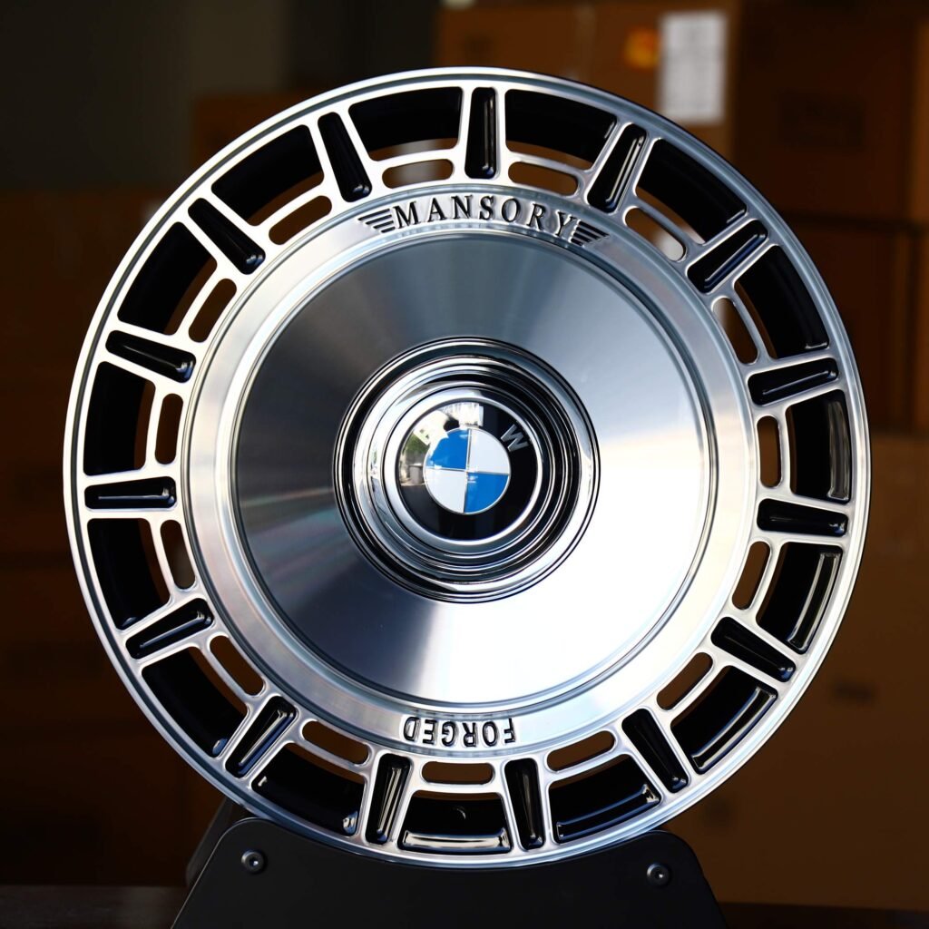 BMW 5 Series wheels – Silver / Gloss Black Full-Face, front view
