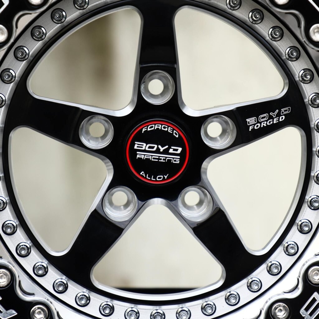 Dodge Charger wheels – Gloss Black / Mirror Milled 5-Spoke Beadlock (Boyd Racing-Style), lip and barrel detail